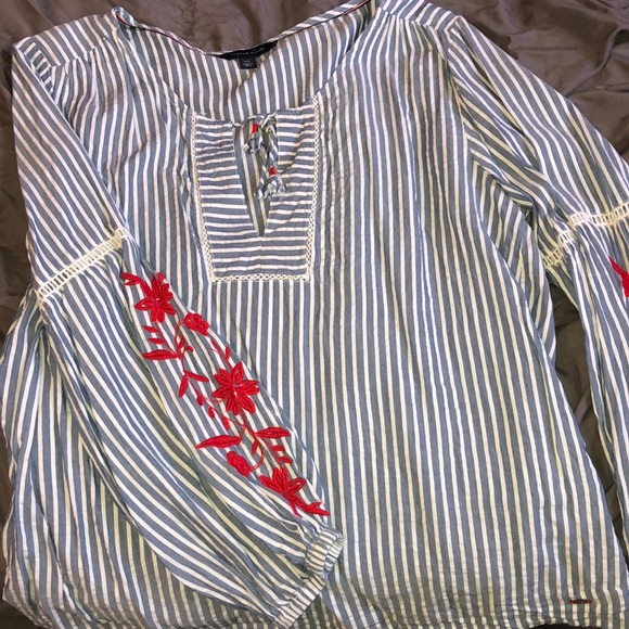 Tommy Hilfiger blouse - Picture 1 of 2